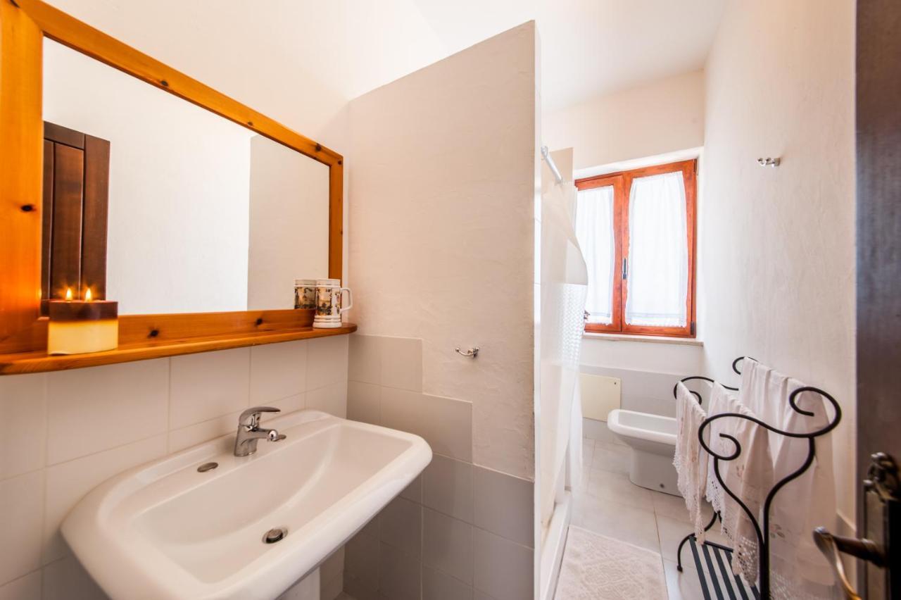 La Casa Di Mannazzotta 1 Bed & Breakfast Castelsardo Ngoại thất bức ảnh
